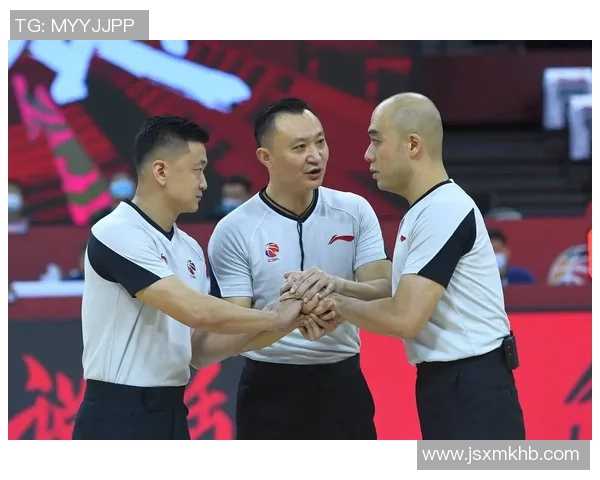 南京篮球队在锦标赛中的个人能力展现与团队协作分析